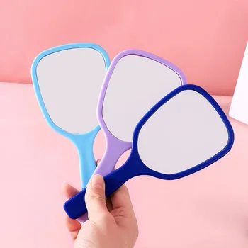 Корейска версия на анимационния грим Мини преносим ръчен огледало с една дръжка огледало момиче сладък малък огледало грим инструменти